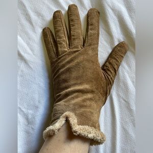 Women’s NY&T Small Suede gloves NWT
